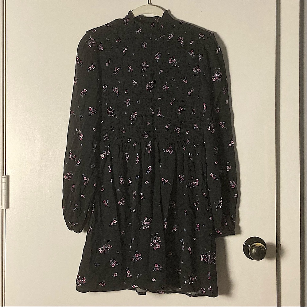 Wild Fable Black Floral Smocked Long Sleeve Midi Dress Size Small
